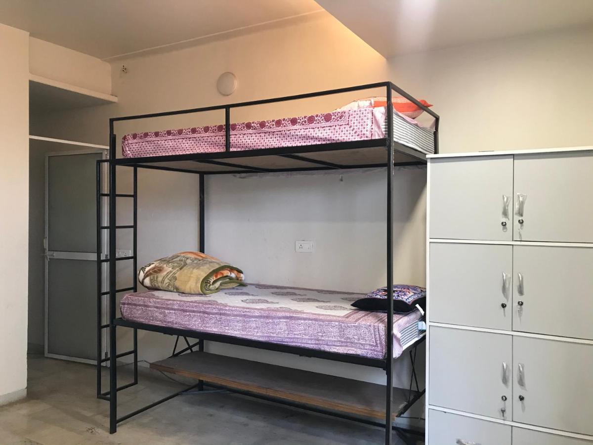 Urban Nomads Pune Riverside Colive Cowork Hostel Luaran gambar